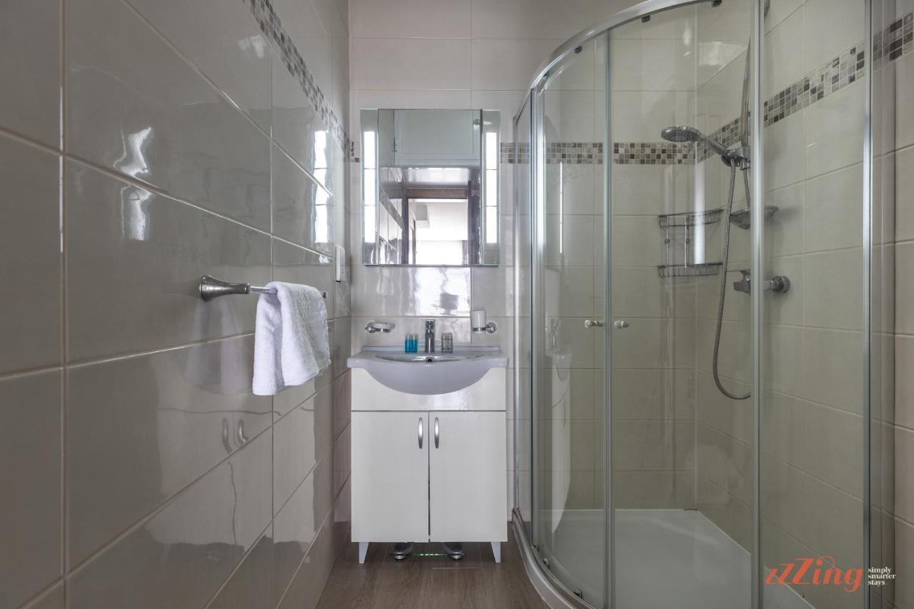 Sunny Penthouse Wterrace And Open Views Apartment Сейнт Полс Бей Екстериор снимка