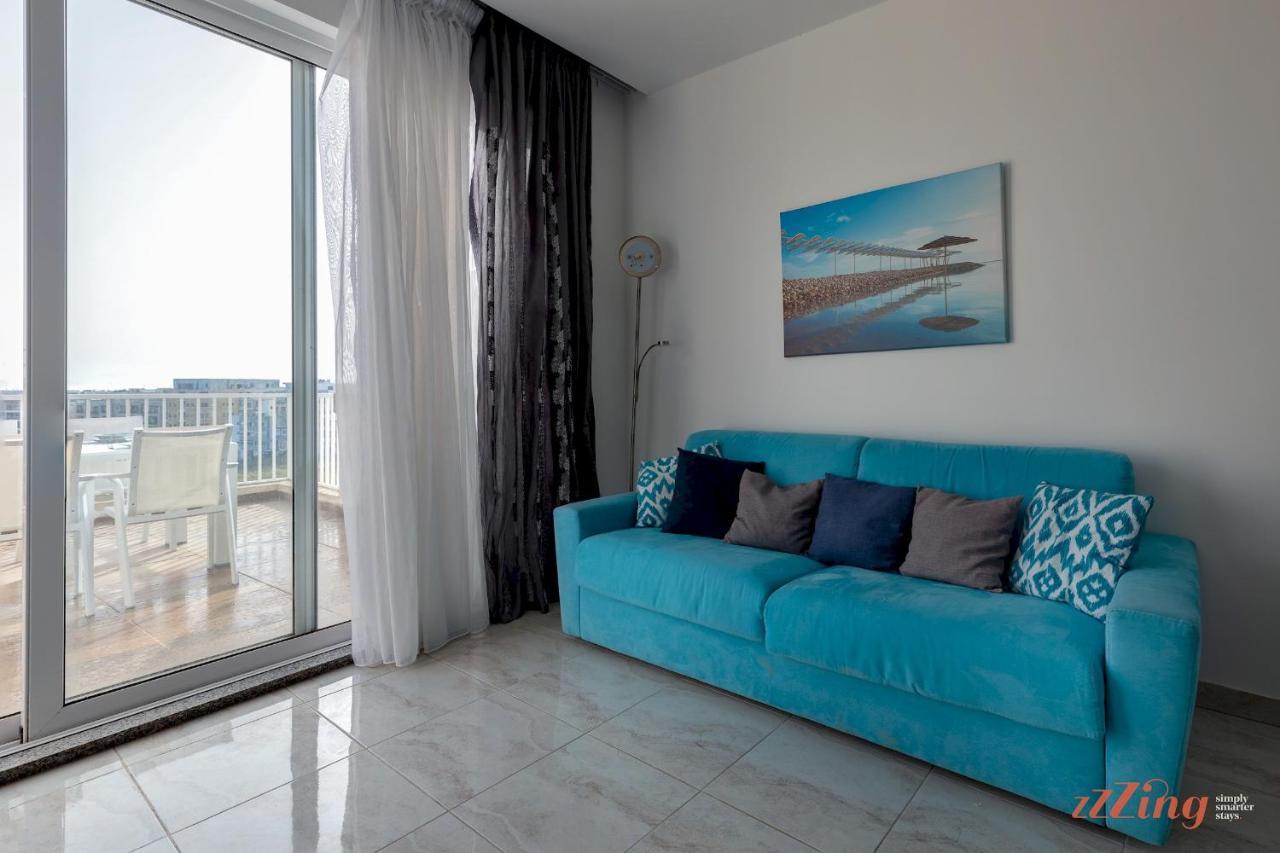 Sunny Penthouse Wterrace And Open Views Apartment Сейнт Полс Бей Екстериор снимка