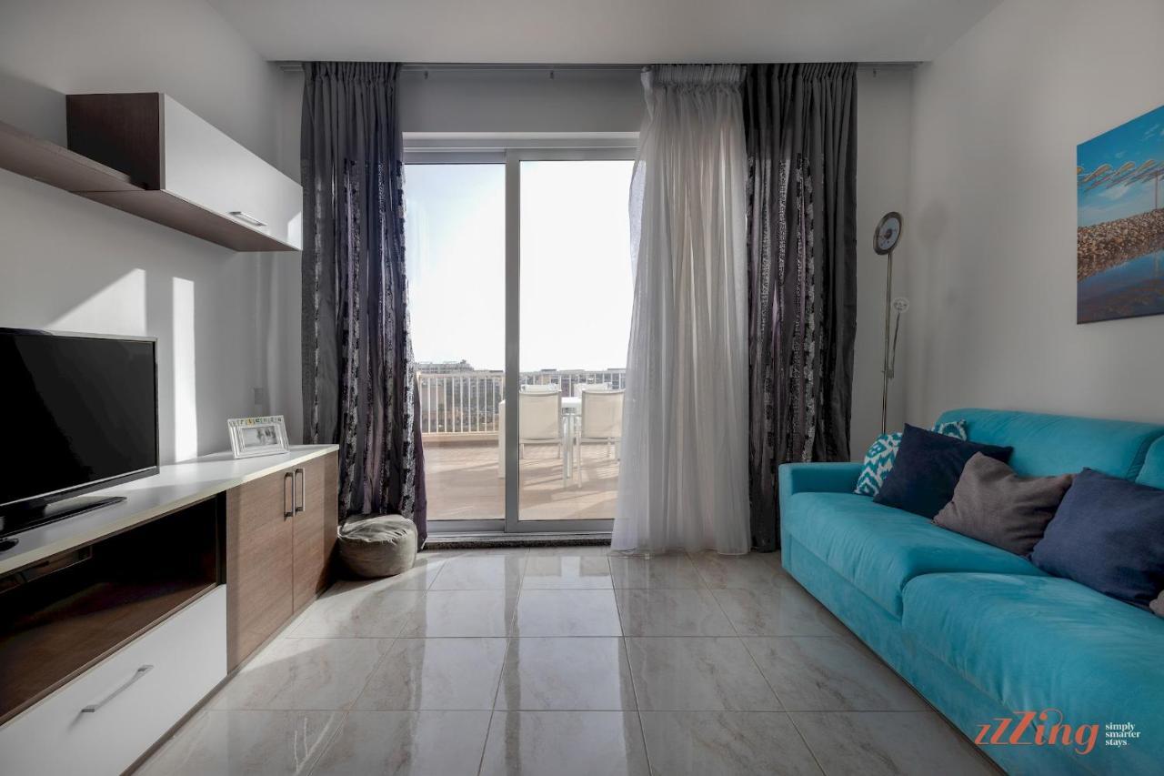 Sunny Penthouse Wterrace And Open Views Apartment Сейнт Полс Бей Екстериор снимка
